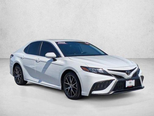 Ice Cap 2023 Toyota Camry SE