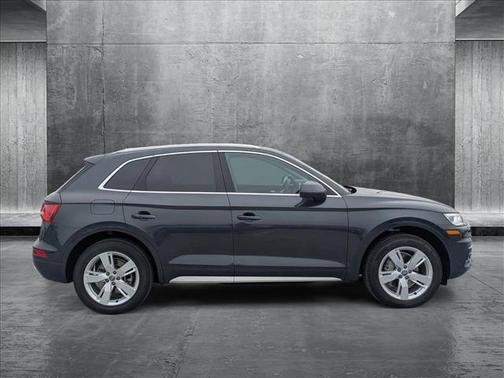 2018 Audi Q5 2.0T Premium Plus