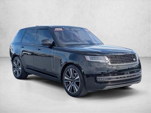 Santorini Black Metallic 2023 Land Rover Range Rover P400 SE