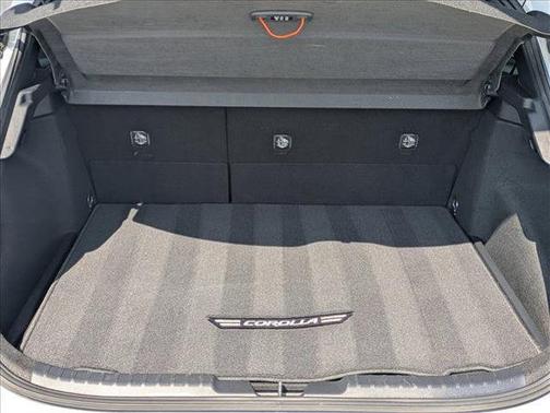Blizzard Pearl 2019 Toyota Corolla SE