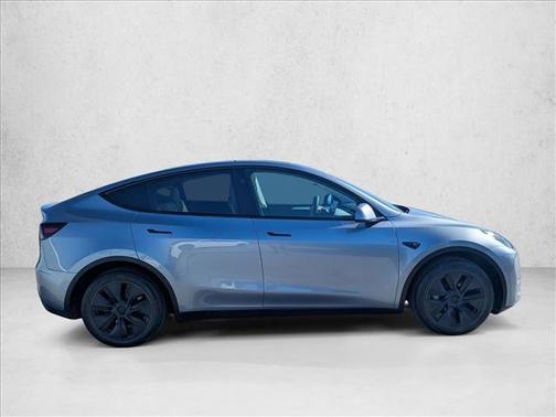 Silver/Gray 2024 Tesla Model Y Long Range Dual Motor All-Wheel Drive