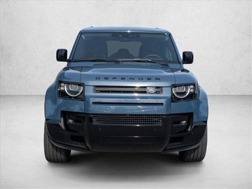 2026 Land Rover Defender P400 X-Dynamic SE