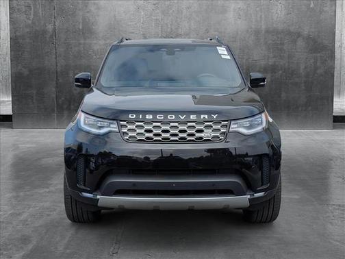 2025 Land Rover Discovery P300 S