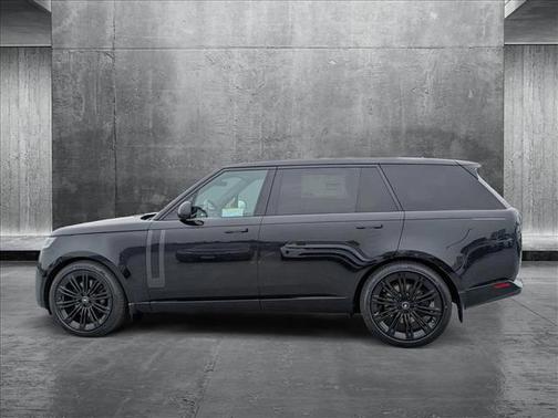 2025 Land Rover Range Rover P530 SE 7 Seat