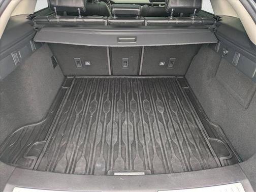 Fuji White 2020 Land Rover Range Rover Velar P250 S