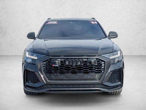 Mythos Black Metallic 2024 Audi RS Q8 4.0T