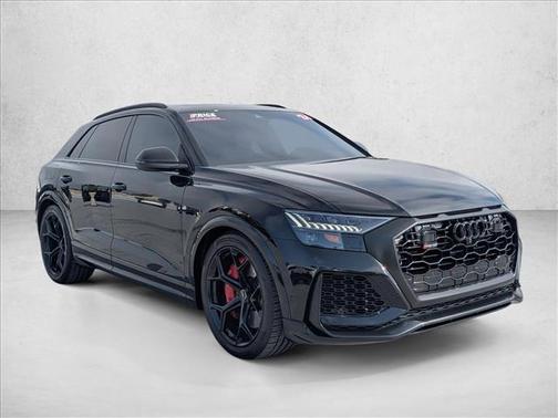 Mythos Black Metallic 2024 Audi RS Q8 4.0T