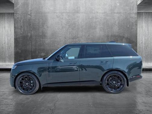 2025 Land Rover Range Rover P400 SE