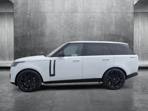 2025 Land Rover Range Rover P400 SE