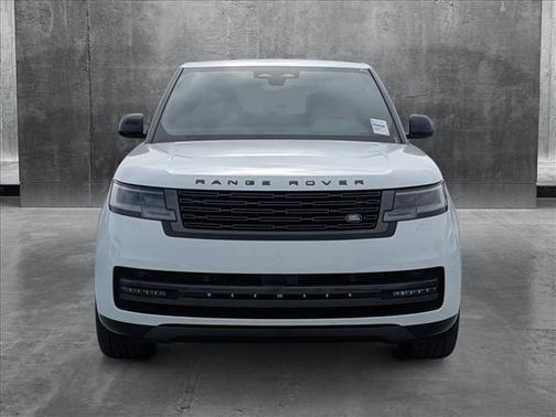 2025 Land Rover Range Rover P400 SE