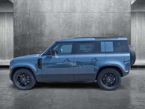 2025 Land Rover Defender 110 P300