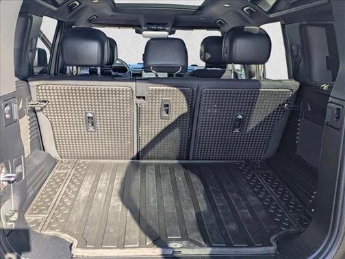 2025 Land Rover Defender 110 P400 X