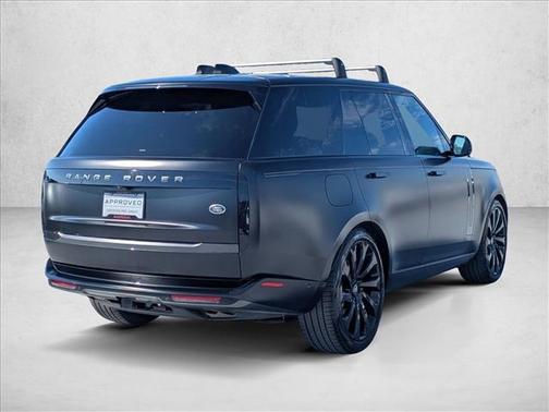 2023 Land Rover Range Rover P530 SE