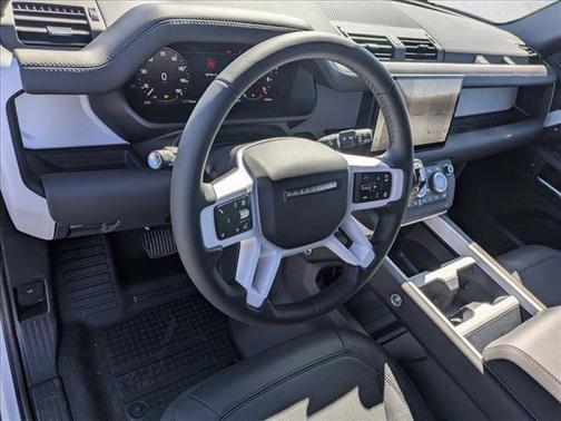 2025 Land Rover Defender 130 P300 S