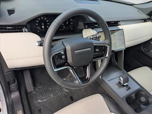 2026 Land Rover Discovery Sport Landmark