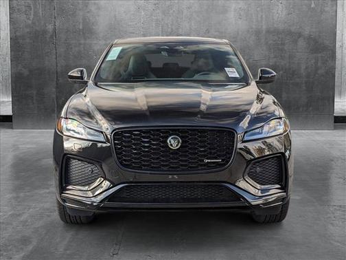 2024 Jaguar F-PACE R-Dynamic S