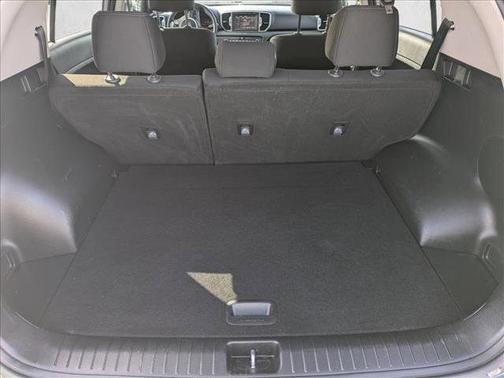 Mineral Silver 2018 Kia Sportage LX