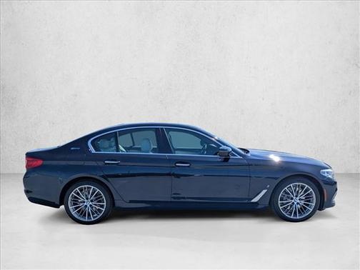 Imperial Blue Metallic 2018 BMW 530e iPerformance