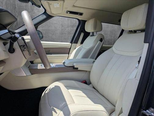 2025 Land Rover Range Rover P530 Autobiography
