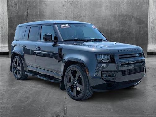 2025 Land Rover Defender 110 V8