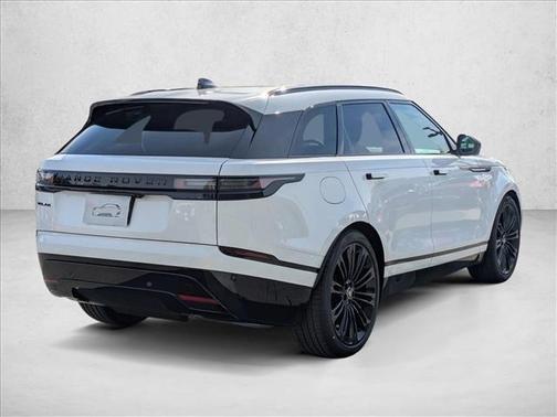 2026 Land Rover Range Rover Velar P250 SE R-Dynamic