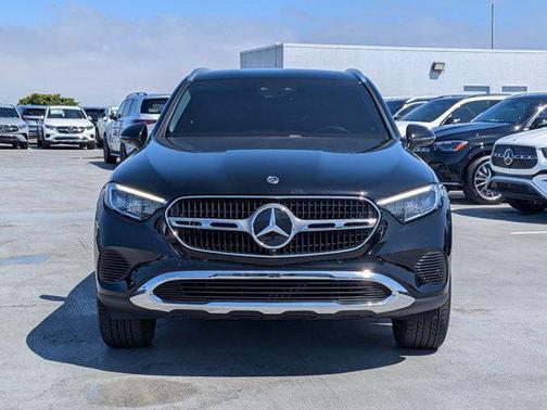 Black 2025 Mercedes-Benz GLC 350e Base