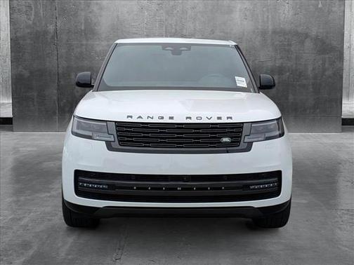 2025 Land Rover Range Rover P400 SE 7 Seat