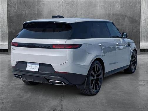 2025 Land Rover Range Rover Sport SE