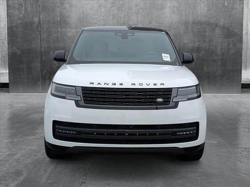 2025 Land Rover Range Rover P400 SE 7 Seat