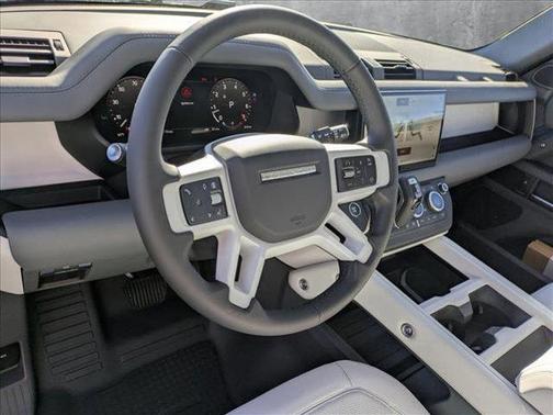 2025 Land Rover Defender 110 P400 S