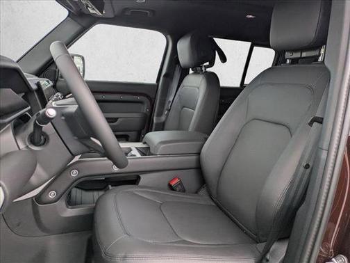 2025 Land Rover Defender 130 P300 S