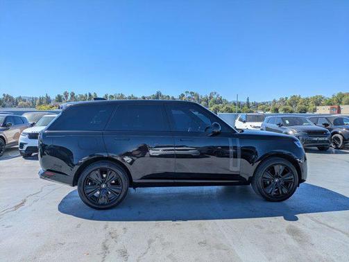 2023 Land Rover Range Rover P400 SE
