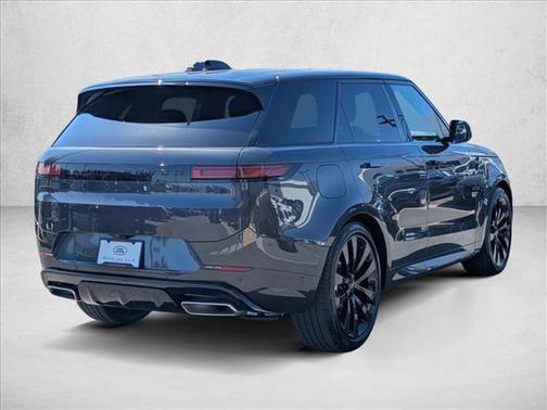 Carpathian Grey Premium Metallic 2026 Land Rover Range Rover Sport SE