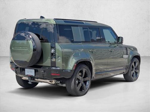 Woolstone Green Metallic 2026 Land Rover Defender P400 X-Dynamic SE