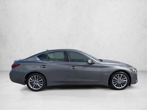 2018 INFINITI Q50 2.0t LUXE