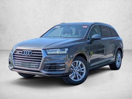 2019 Audi Q7 45 Premium