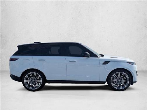 Fuji White 2024 Land Rover Range Rover Sport SE