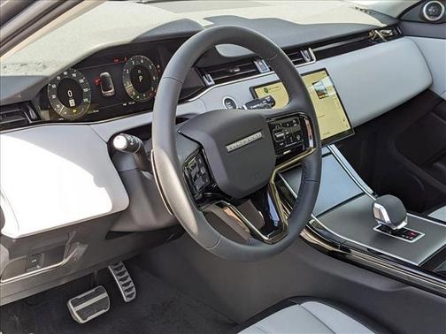 Eiger Grey Metallic 2024 Land Rover Range Rover Evoque Dynamic SE