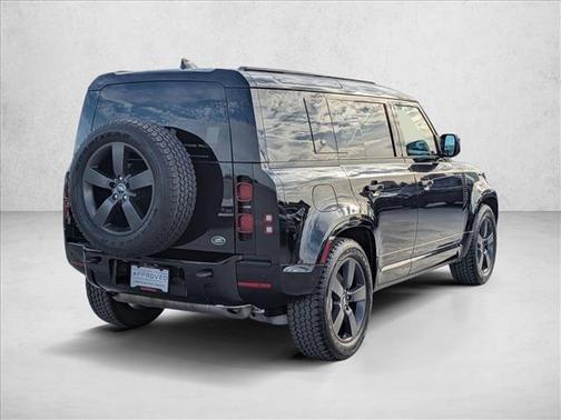 2023 Land Rover Defender 110 X-Dynamic SE