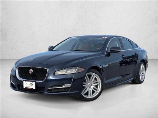 2019 Jaguar XJ R-Sport