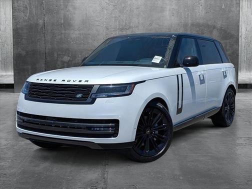 2025 Land Rover Range Rover P400 SE 7 Seat