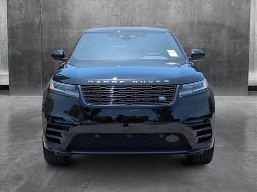 2026 Land Rover Range Rover Velar P250 SE R-Dynamic