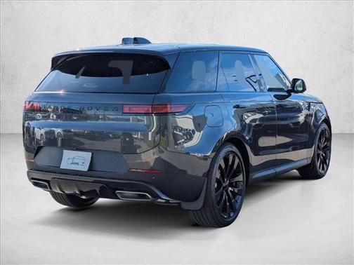 2026 Land Rover Range Rover Sport SE
