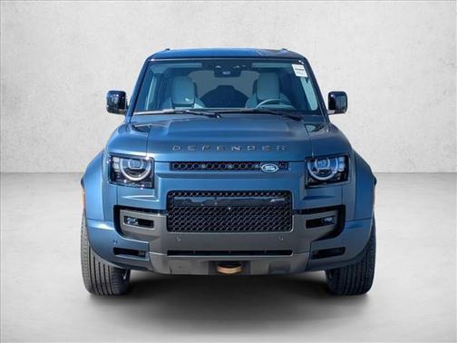 2026 Land Rover Defender P635 OCTA