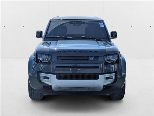 2025 Land Rover Defender 110 P400 S