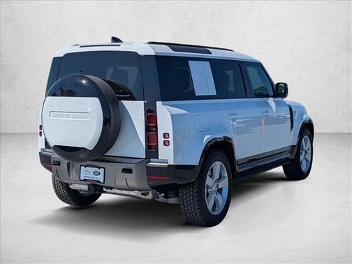 2025 Land Rover Defender 110 P400 X-Dynamic SE