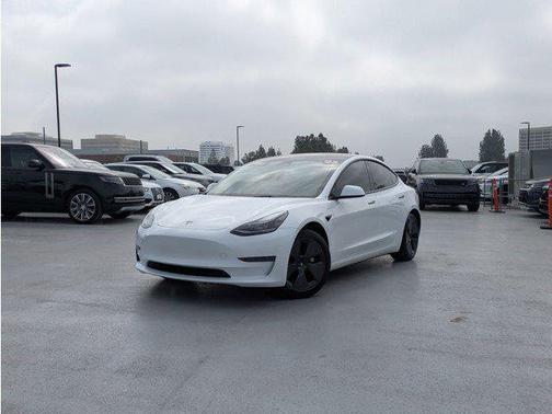 2023 Tesla Model 3 Standard Range