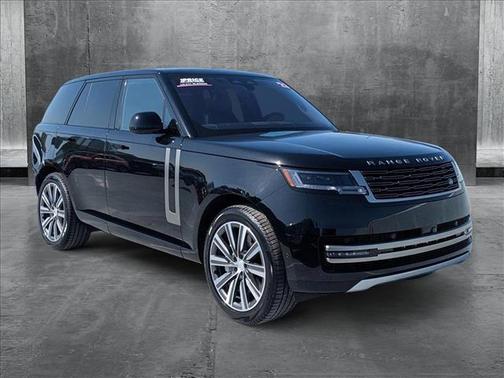 2023 Land Rover Range Rover P530 SE