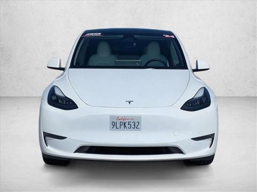 Pearl White Multi-Coat 2024 Tesla Model Y Long Range Dual Motor All-Wheel Drive