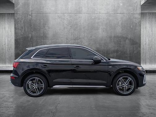 2021 Audi Q5 Premium Plus 55 TFSI e quattro S tronic